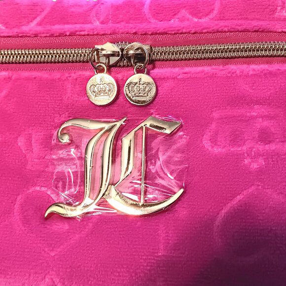 NWT 💥 JUICY COUTURE FUCHSIA VELOUR TRAVEL COSMETIC BAG w/Travel Size Bottle - Picture 7 of 9